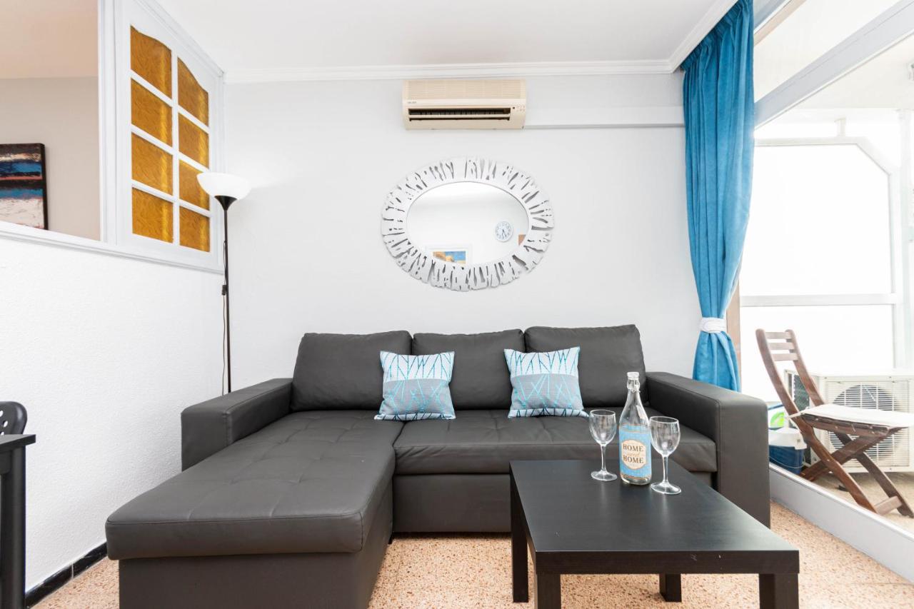 Serenity Yumbo: Beachside Apartment with Free Wi-Fi and Concierge Playa del Ingles  Exterior photo